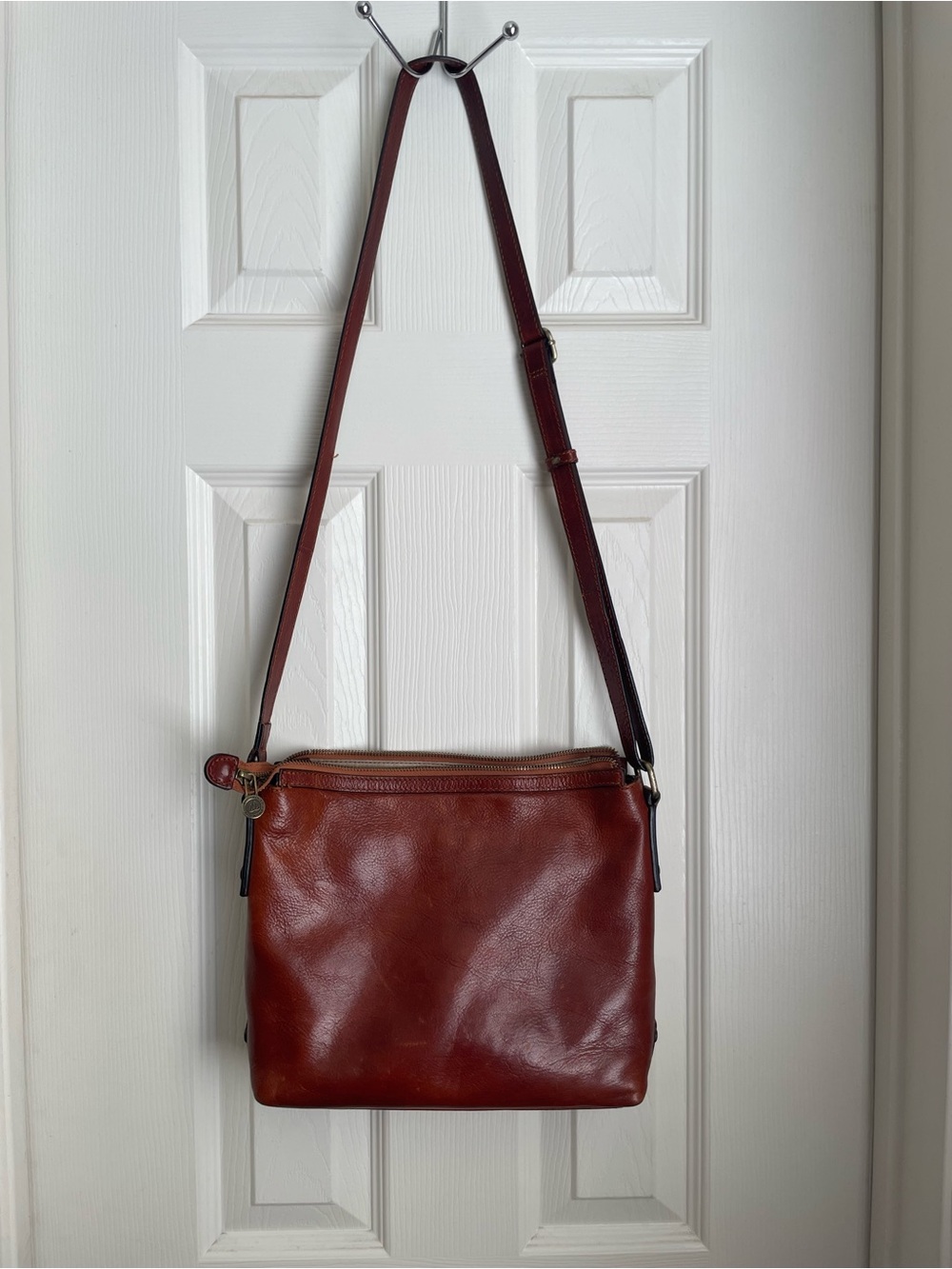 Women's Brown Leather Messenger Crossbody Bag